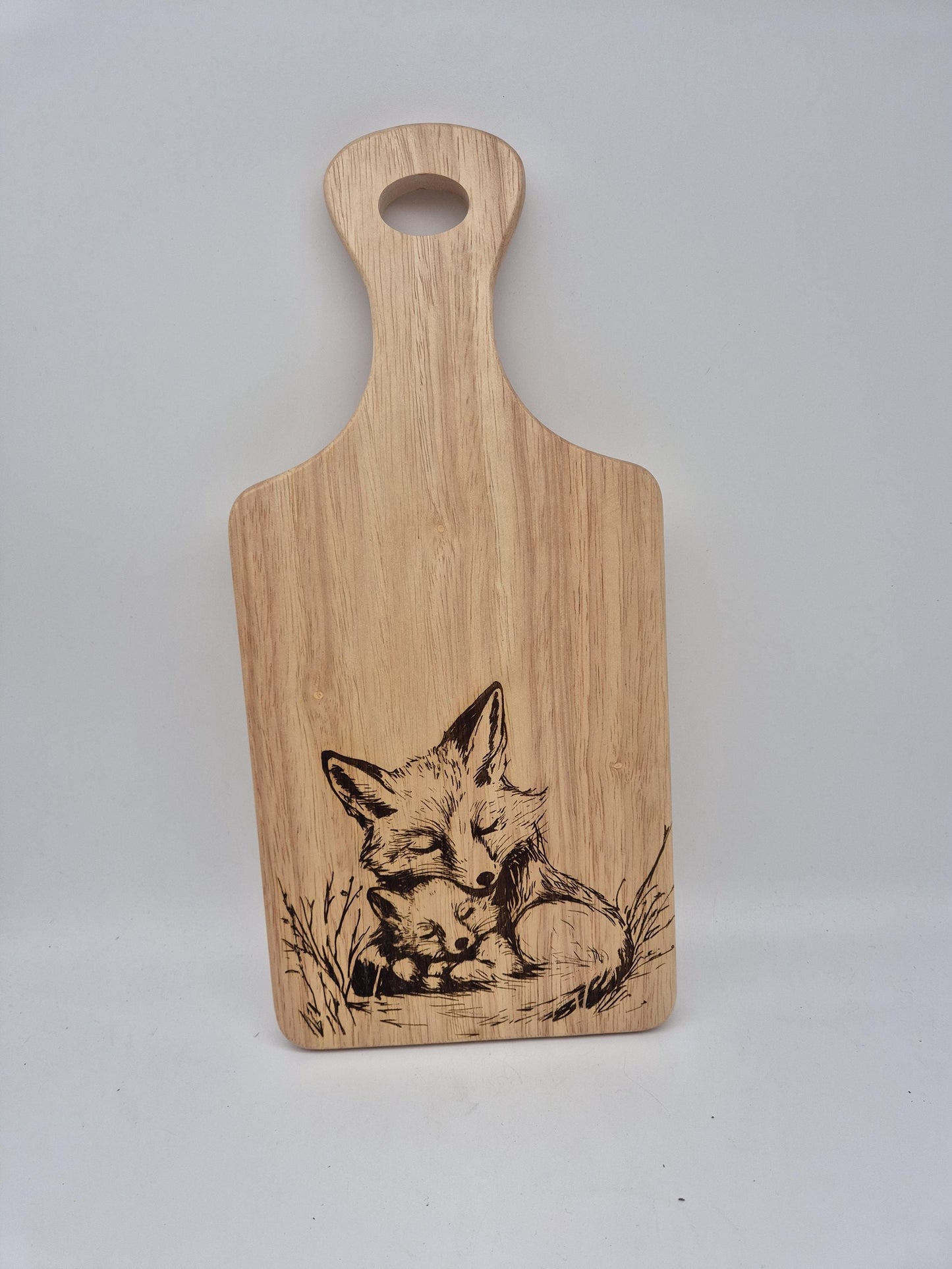 Personalised Fox Cutting Board – Custom Engraved Wooden Kitchen Gift