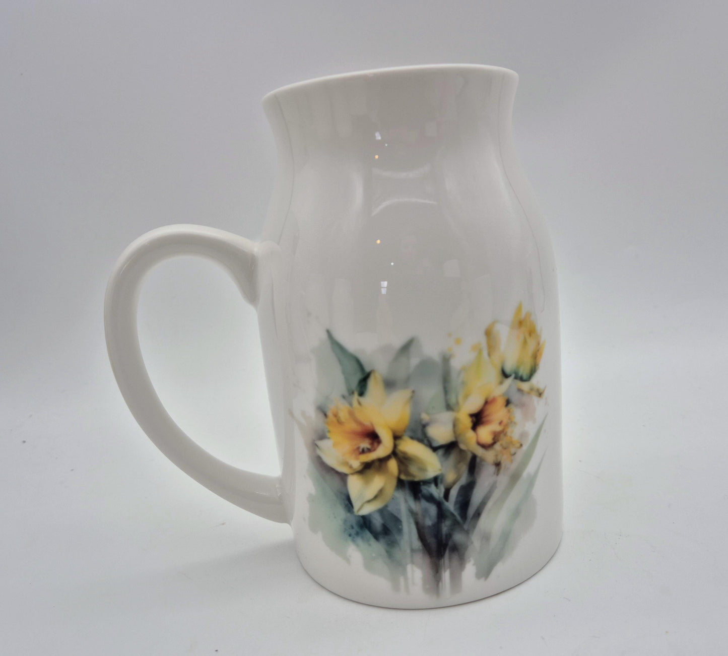 Personalised Watercolour Daffodil Milk Jug – Floral Vase & Mum Gift