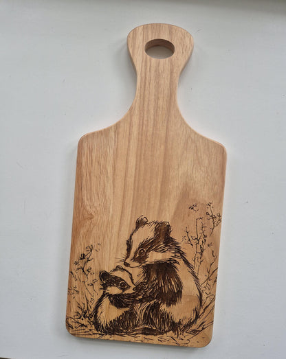Personalised Badger Cutting Board – Custom Engraved Wooden Kitchen Gift