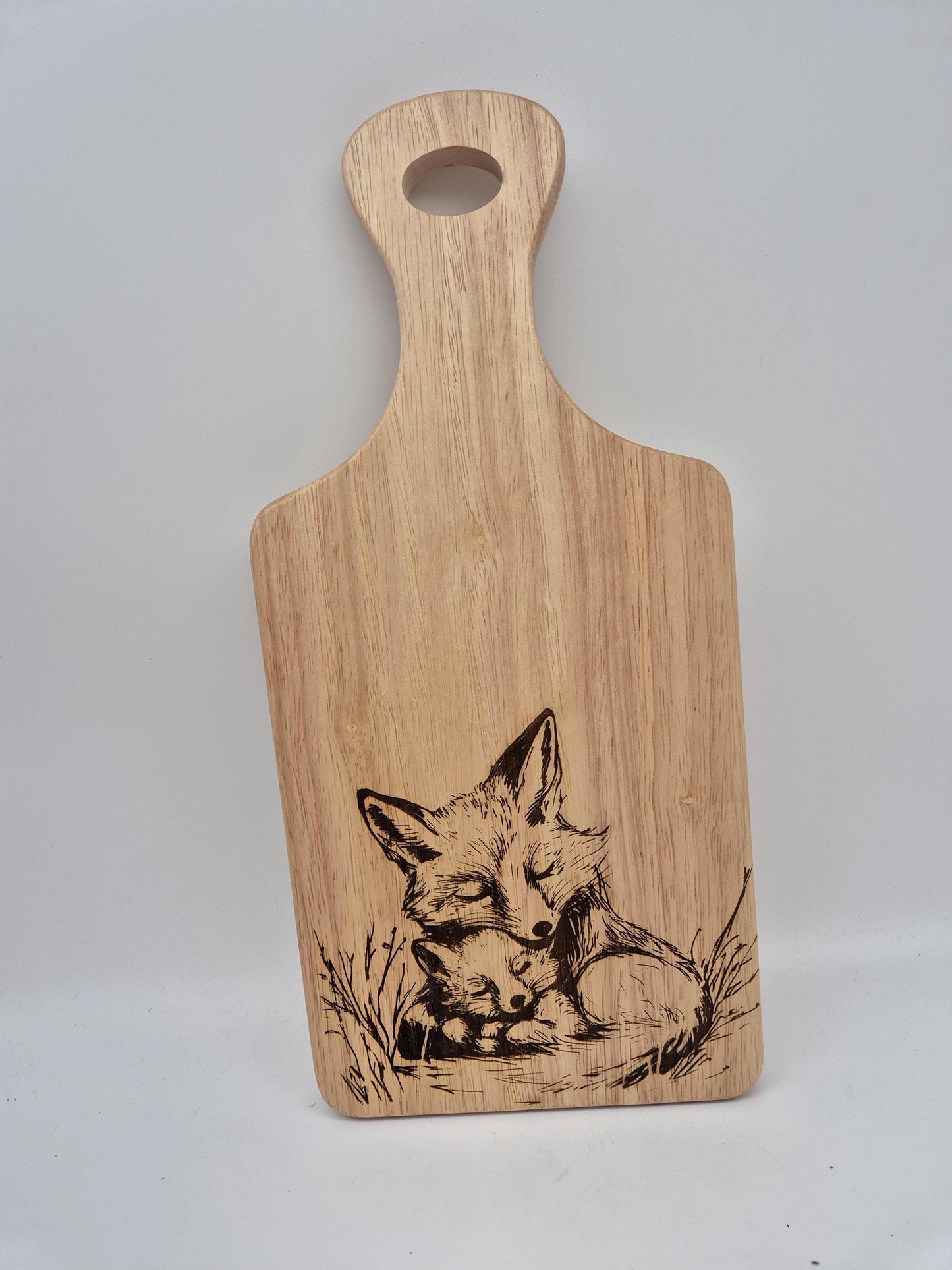 Personalised Fox Cutting Board – Custom Engraved Wooden Kitchen Gift